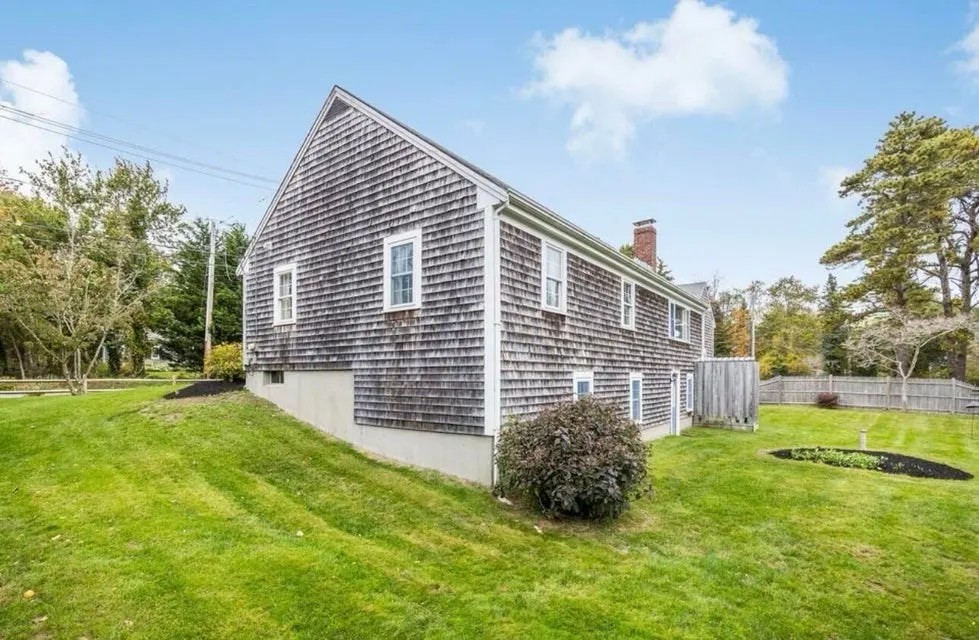 19 Whig Street, Dennis MA — view 4