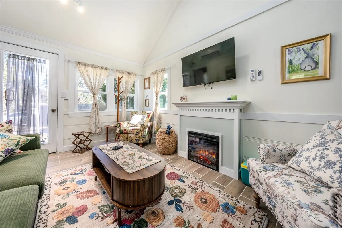 17 Ploughed Neck Road, Sandwich MA — view 3