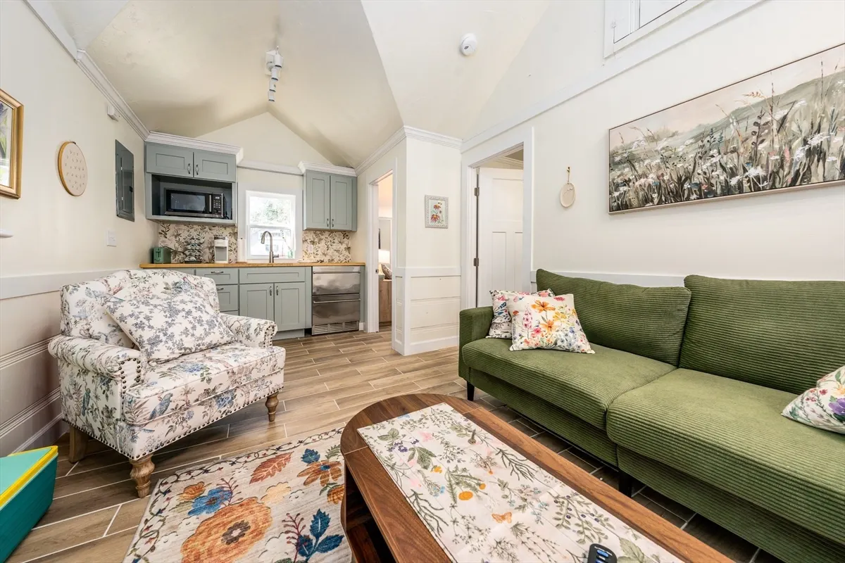 17 Ploughed Neck Road, Sandwich MA — view 4