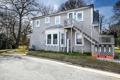 16 Lt Hauser Lane, Unit 3, Falmouth MA — view 2