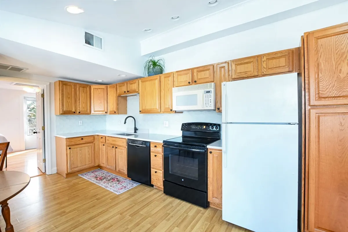 16 Lt Hauser Lane, Unit 3, Falmouth MA — view 5