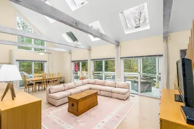 303 Turtleback Road, Barnstable MA — view 3