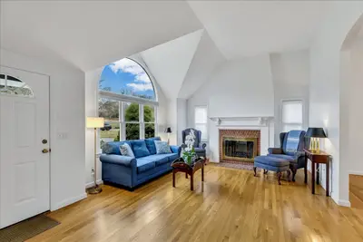 73 Ennsbrook Drive, Falmouth MA — view 4