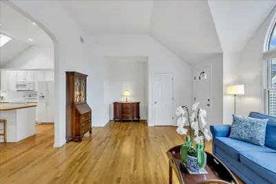 73 Ennsbrook Drive, Falmouth MA — view 5