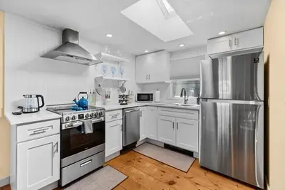 168 N Shore Boulevard, Unit 12