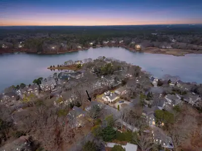 18 Sand Dollar Lane, Mashpee MA — view 5