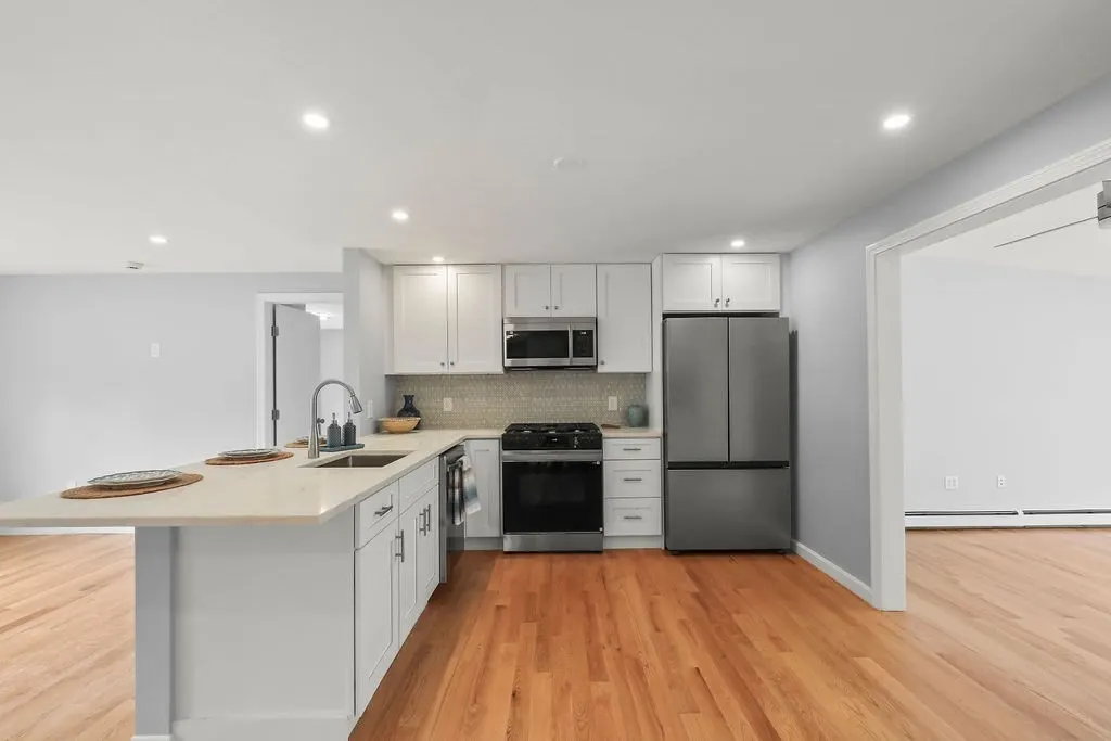 80 Mariner Circle, Barnstable MA — view 3