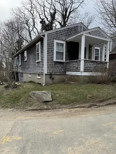 9 Cricket Lane