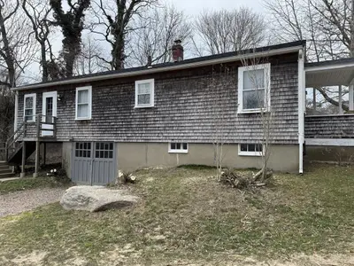 9 Cricket Lane, Falmouth MA — view 2