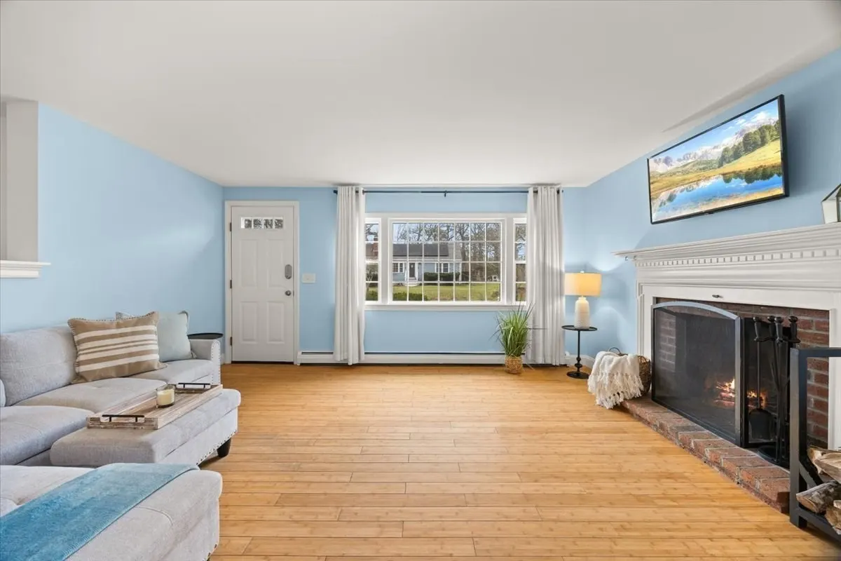 27 Goldenrod Lane, Yarmouth MA — view 3