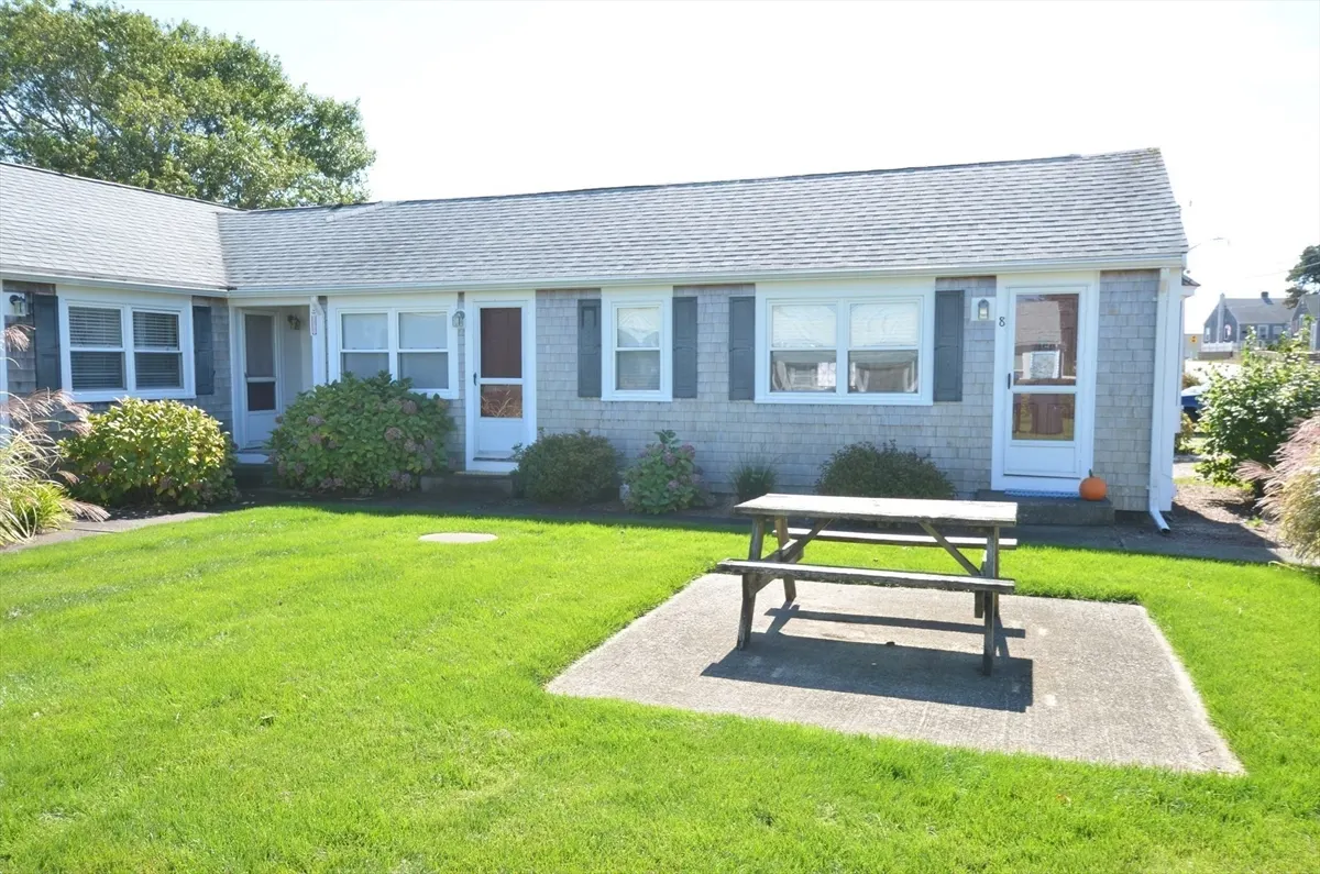 194 Captain Chase Road, Unit 8, Dennis MA