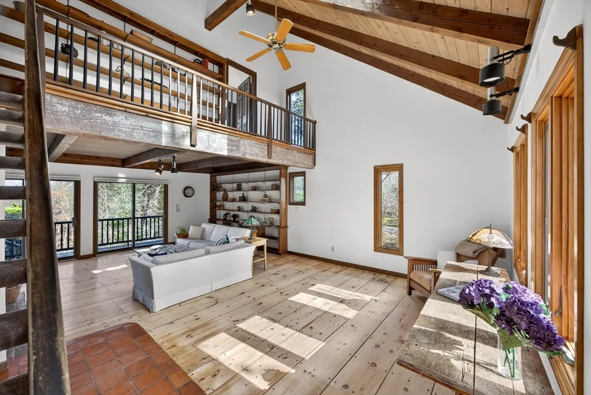 2084 Ma 28 Head of the Bay Road, Harwich MA — view 2