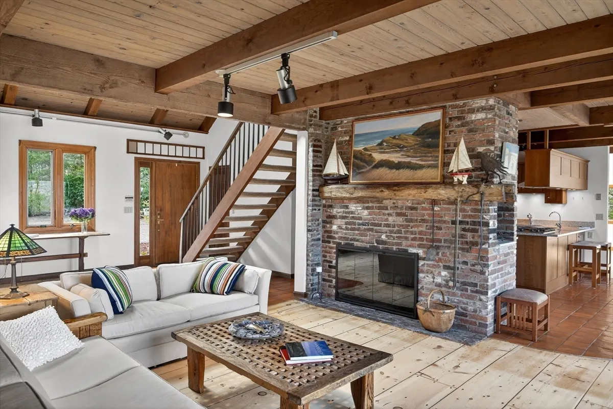 2084 Ma 28 Head of the Bay Road, Harwich MA — view 4