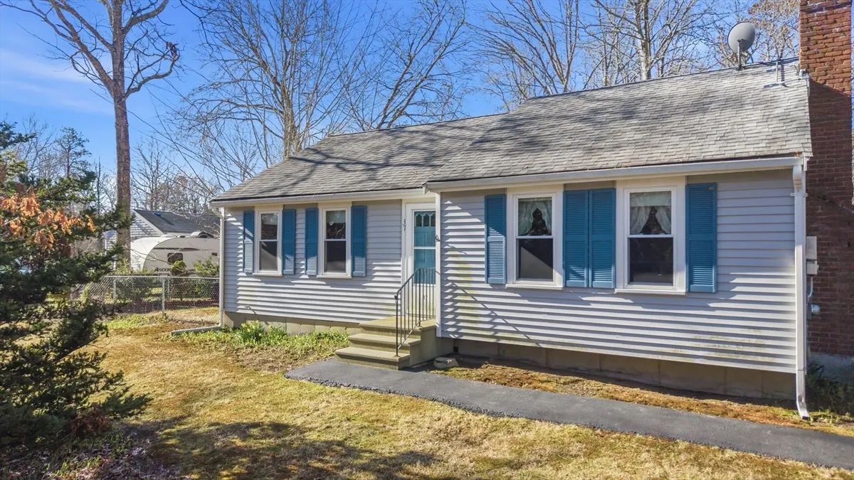 37 Greenville Drive, Sandwich MA — view 2