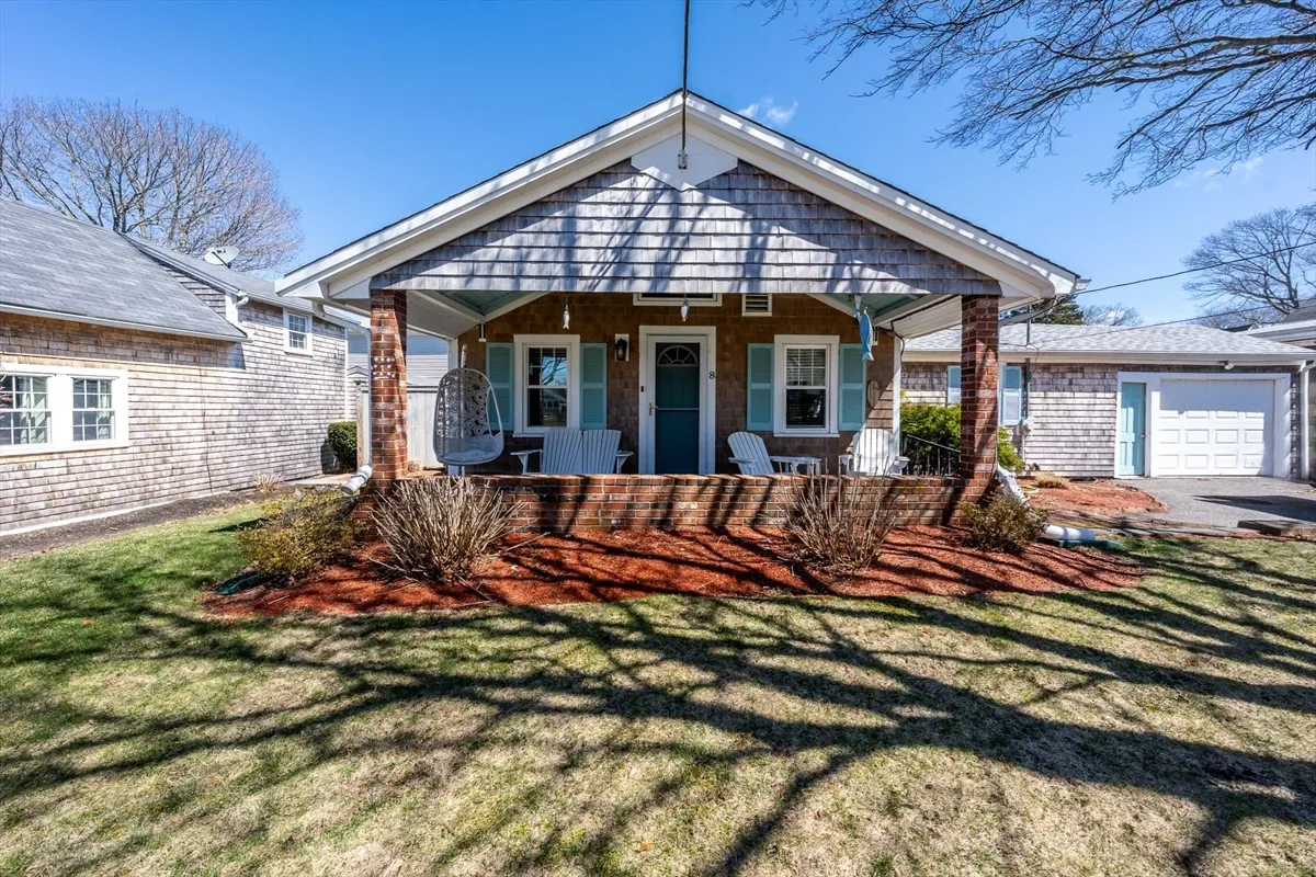 8 Quinsigamond Avenue, Falmouth MA — view 2