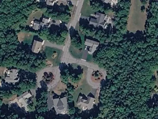 9 Pam's Way, Falmouth MA