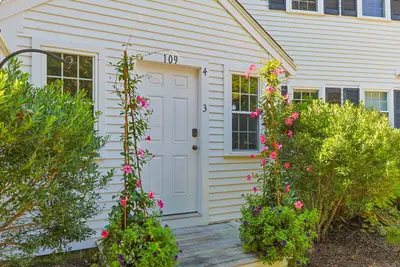 109 Misty Meadow Lane, Unit 4, Chatham MA — view 2