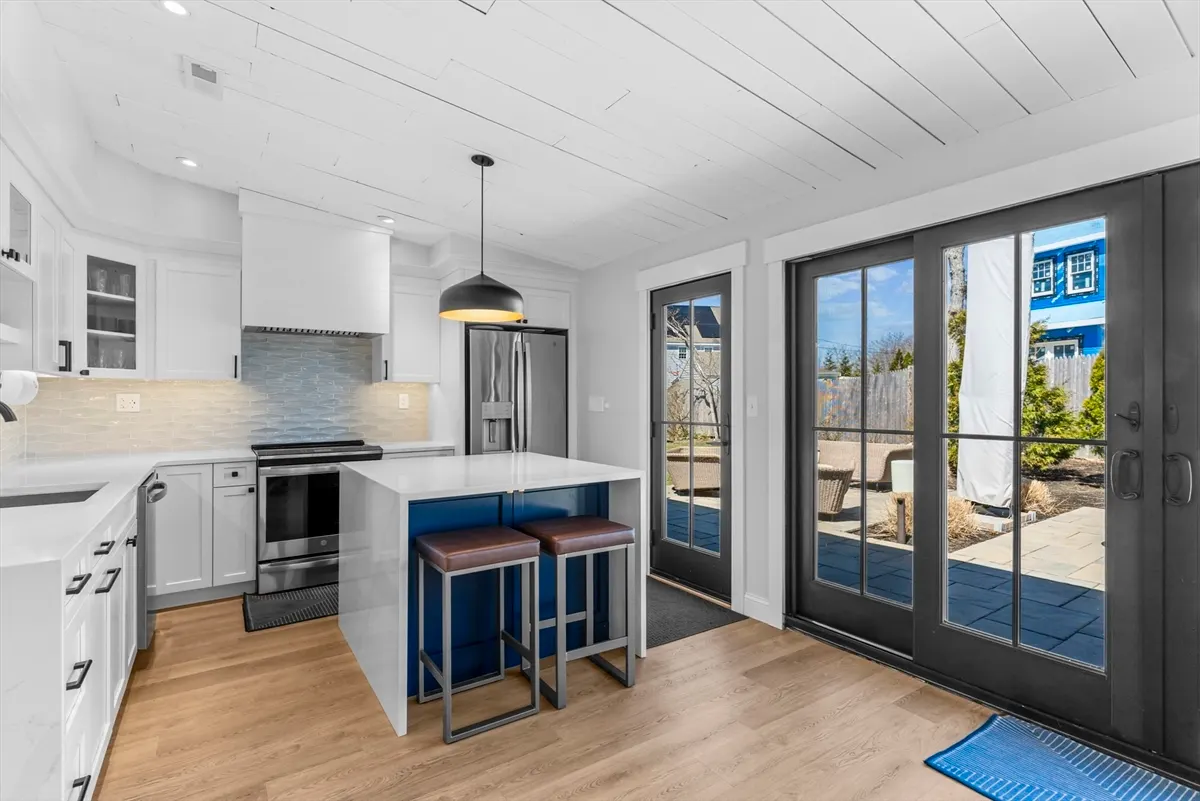 10 Knollwood Drive, Falmouth MA — view 3