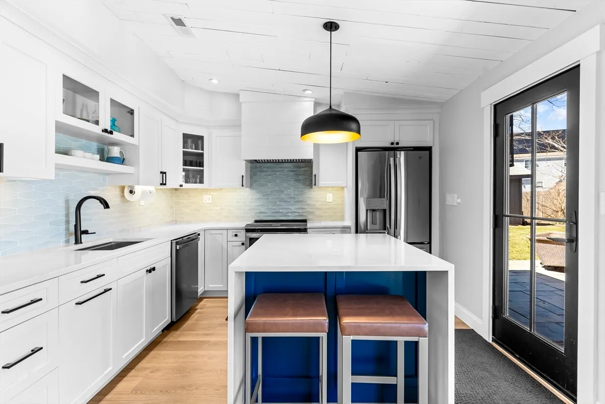 10 Knollwood Drive, Falmouth MA — view 4