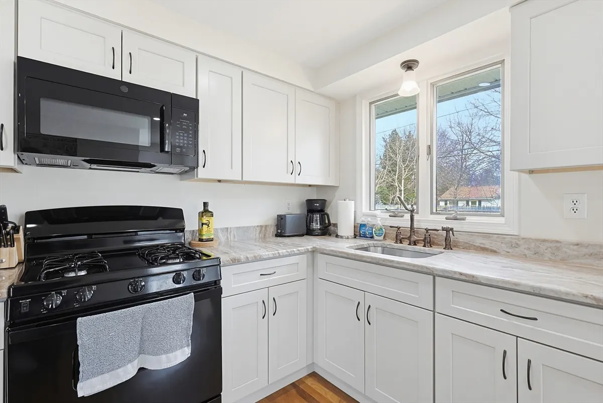 21 Heritage Circle, Falmouth MA — view 2