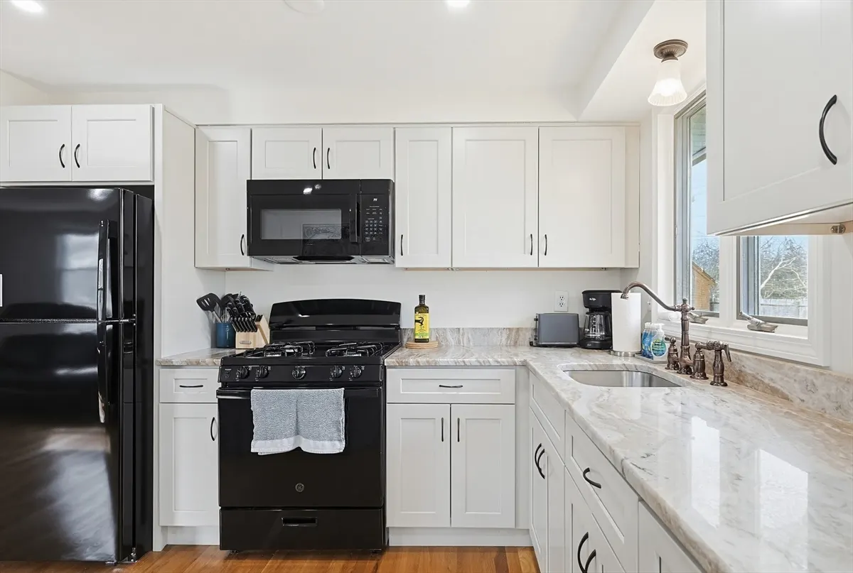 21 Heritage Circle, Falmouth MA — view 4