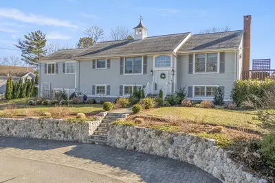 9 Fabyan Way, Bourne MA — view 2