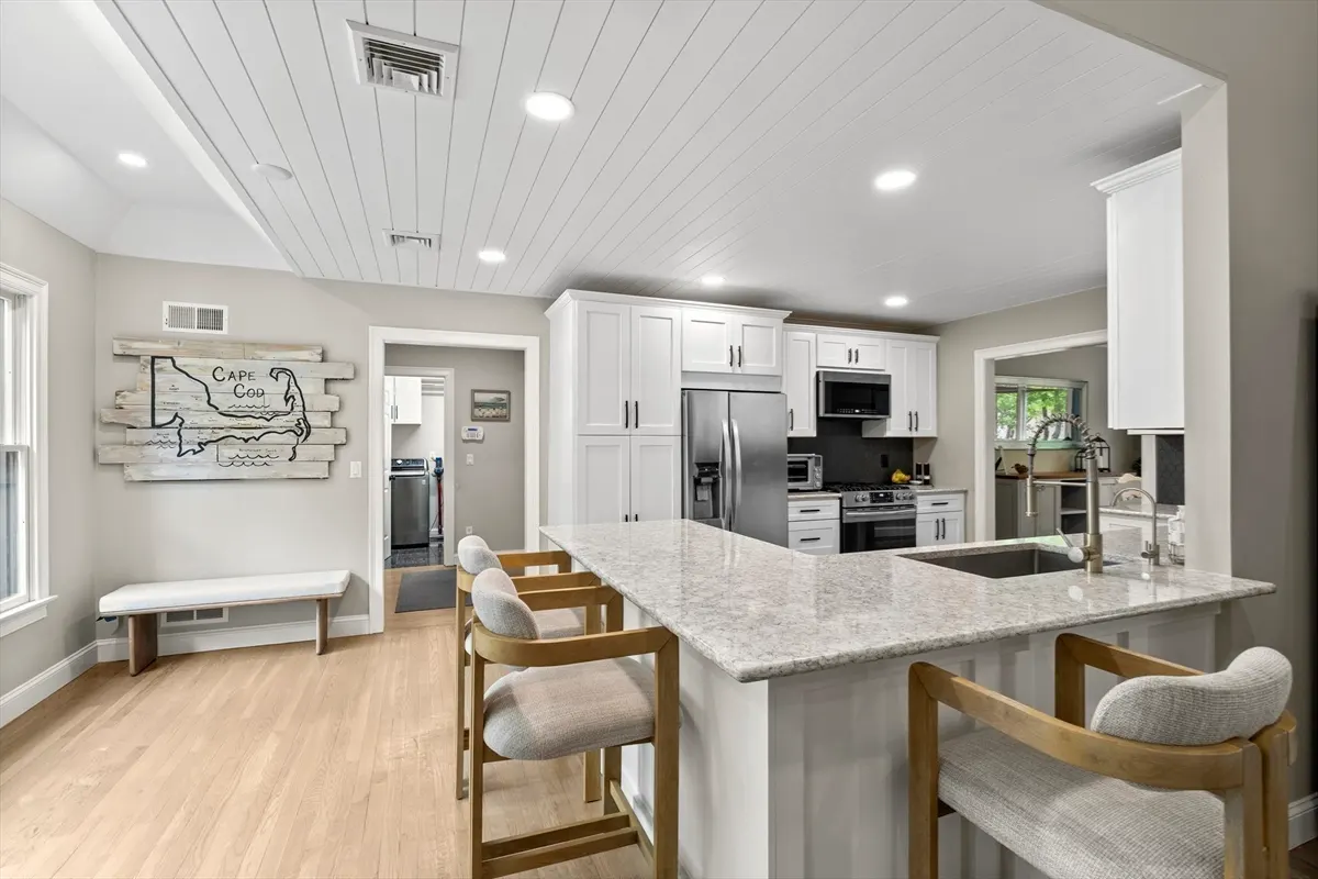 102 Cairn Ridge Road, Falmouth MA — view 5