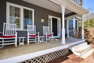 11 Oak Bluff Road, Bourne MA — view 2