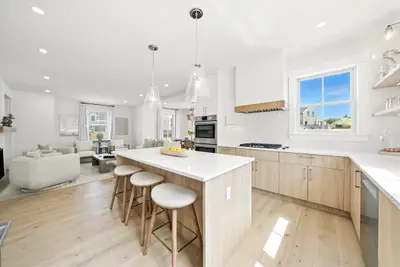18 Honeysuckle Drive, Nantucket MA — view 5