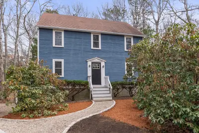 1 Forest Road