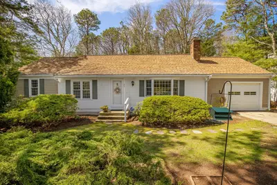 23 Penny Royal Lane, Falmouth MA — view 2