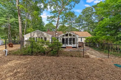 23 Penny Royal Lane, Falmouth MA — view 4