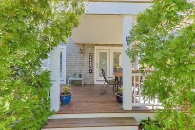 52 Harry Kemp Way, Unit 6
