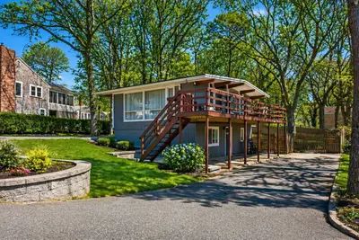 20 Longview Drive