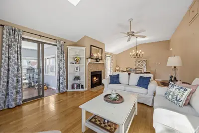 25 Clover Lane, Mashpee MA — view 4