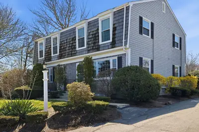 231 Route 28, Unit 1