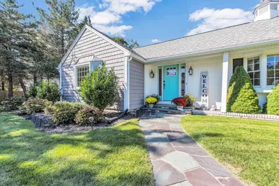 229 S Sea Avenue, Yarmouth MA — view 2