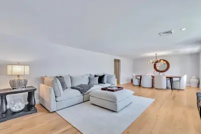 229 S Sea Avenue, Yarmouth MA — view 5