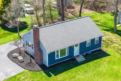 28 Chipman Road