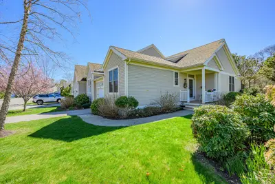 118 Grey Hawk Drive, Unit 118