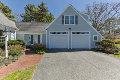 56 Shad Bush Circle, Dennis MA — view 3