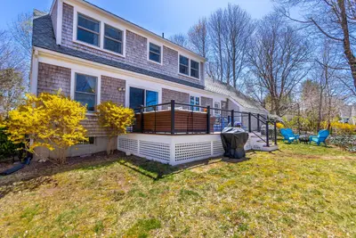 4 Quail Hill Road, Bourne MA — view 3