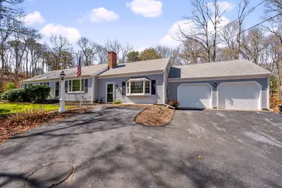 113 Captain Jacs Road