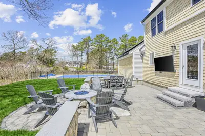 2 W Crossfield Road, Sandwich MA — view 5