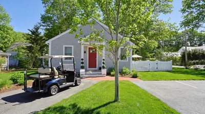 16 2nd, Unit 4, Barnstable MA