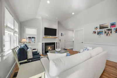 16 2nd, Unit 4, Barnstable MA — view 4