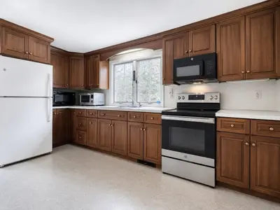 84 Hinckley Circle, Barnstable MA — view 5