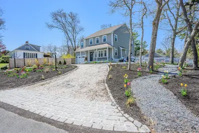 8 Lakeway Lane, Harwich MA — view 2