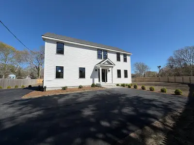 157 Compass Circle