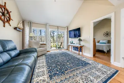 42 Oak Glen, Unit 42